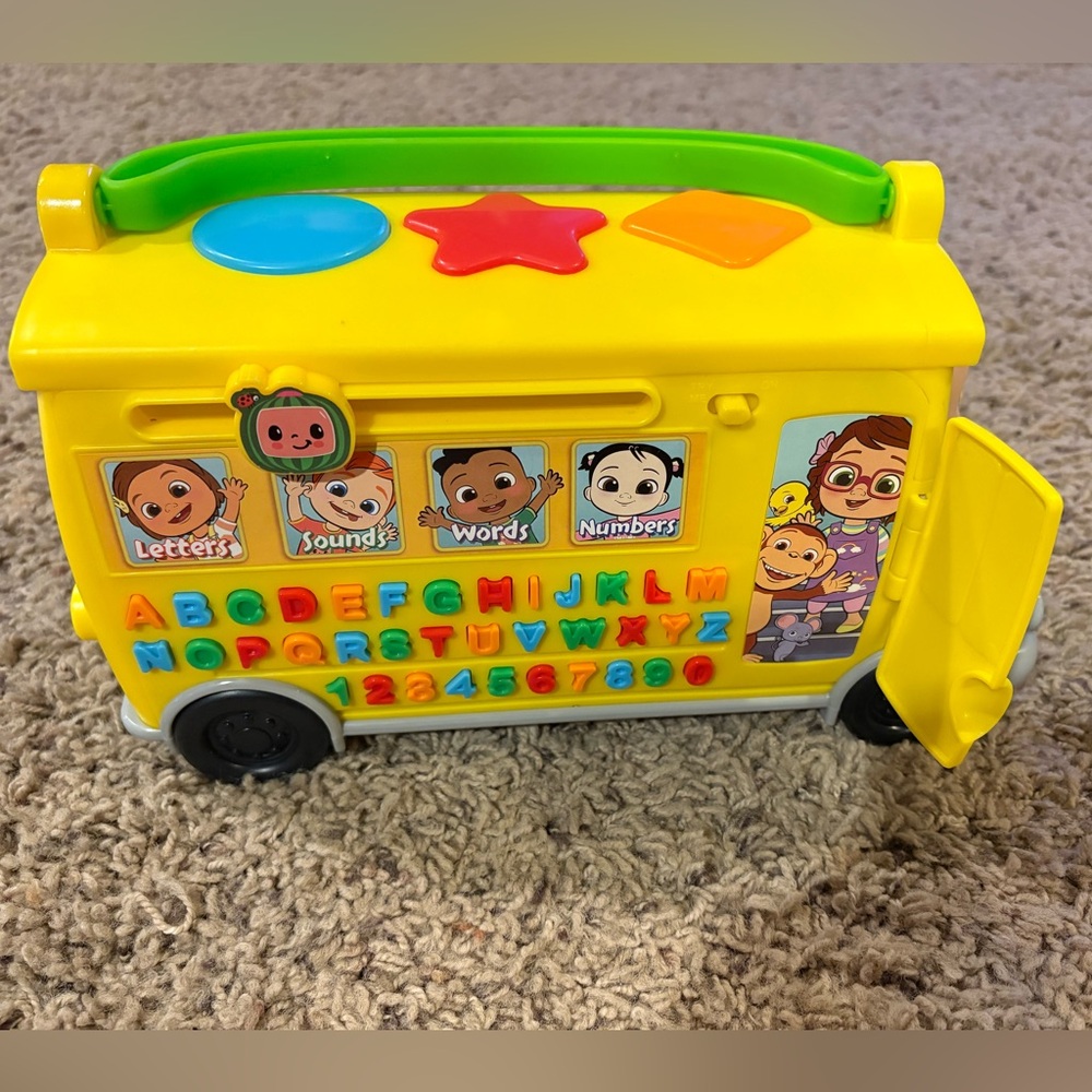 Cocomelon Musical Alphabet/Number Bus